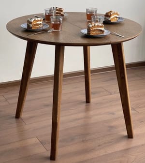 Стол обеденный 900