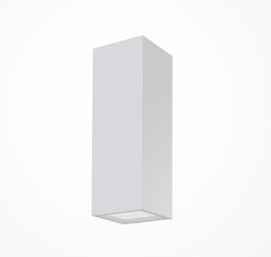 Настенный светильник у стола